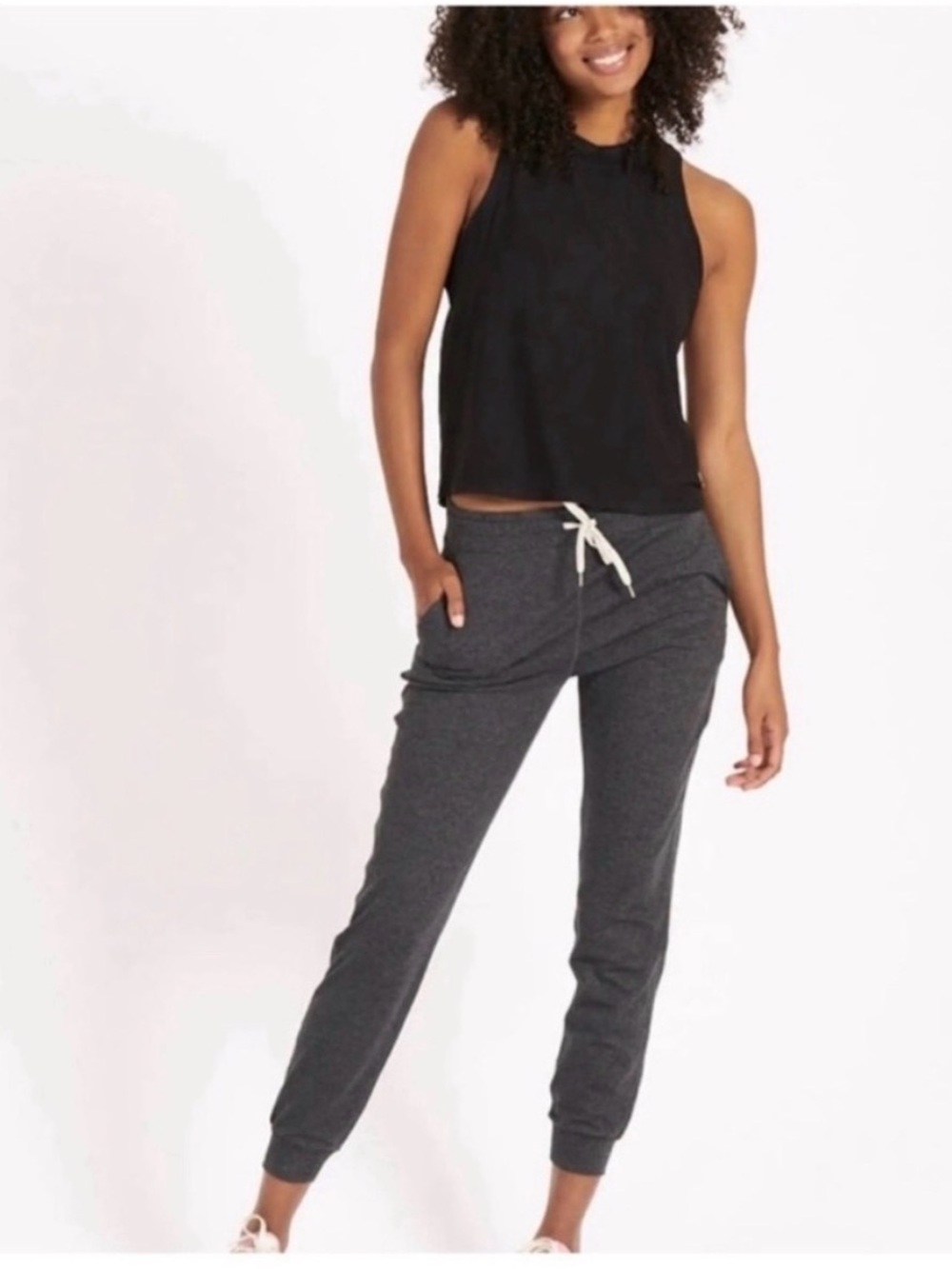 Vuori The Rise The Shine Dark Gray Drawstring Jogger Pants